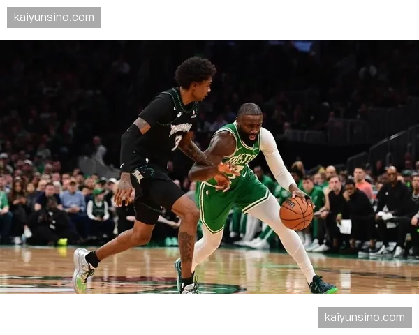 凯尔特人双探花关键时刻，塔图姆与布朗决策能力提升